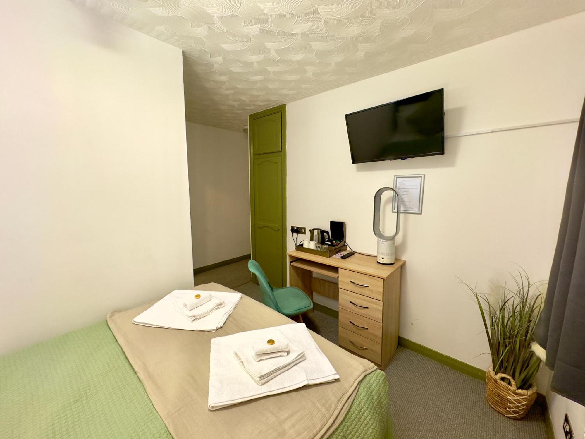 Coastal Park Accommodation Llanelli Exteriér fotografie