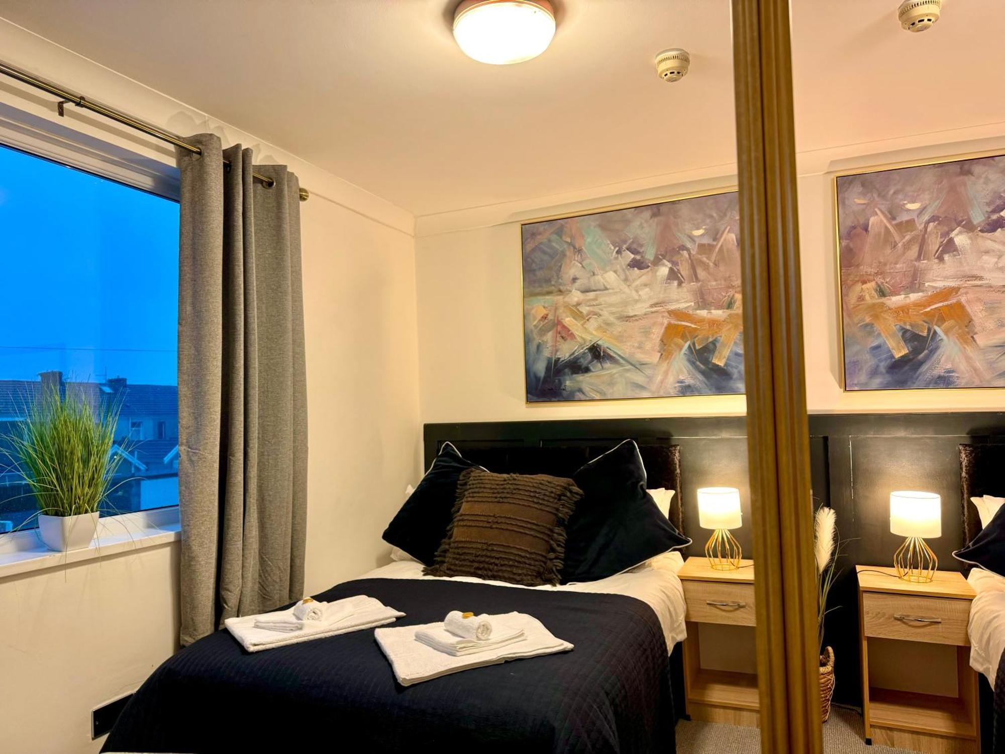 Coastal Park Accommodation Llanelli Exteriér fotografie