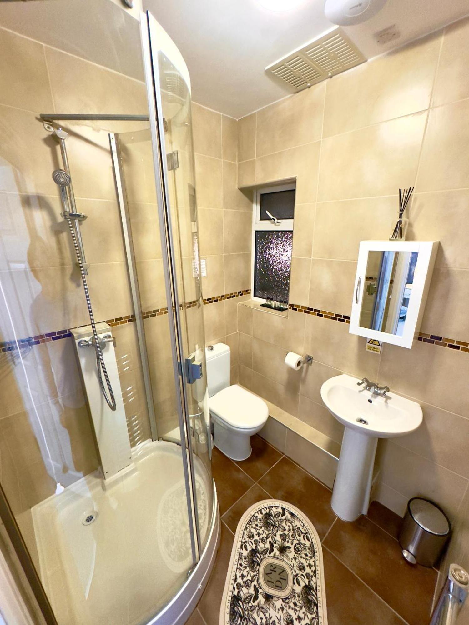 Coastal Park Accommodation Llanelli Exteriér fotografie
