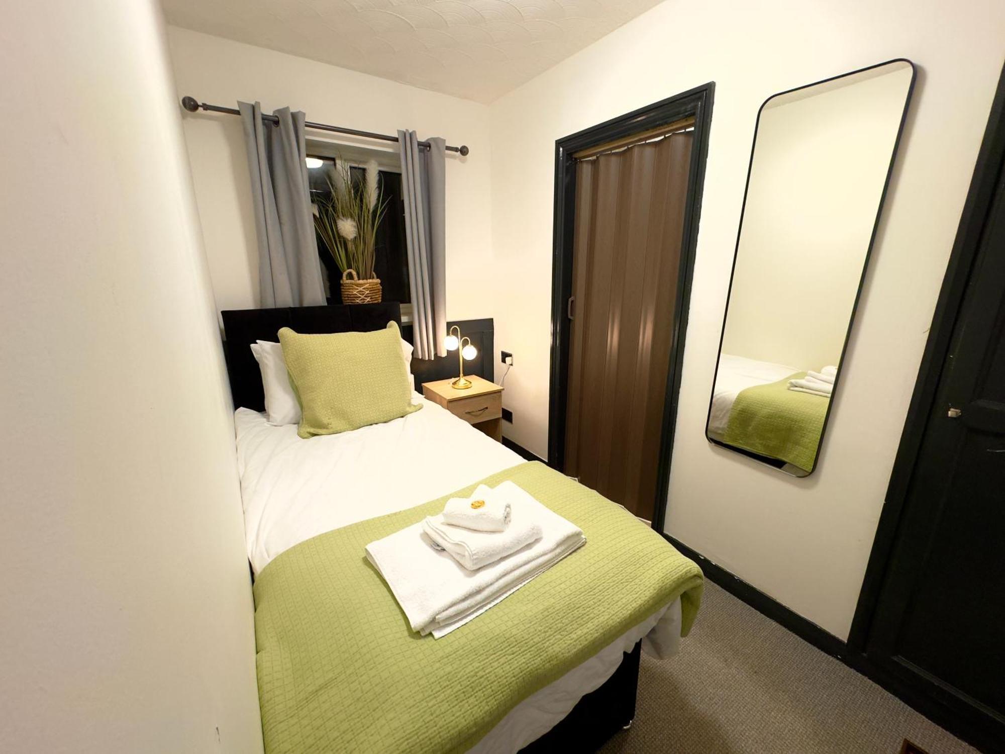 Coastal Park Accommodation Llanelli Exteriér fotografie