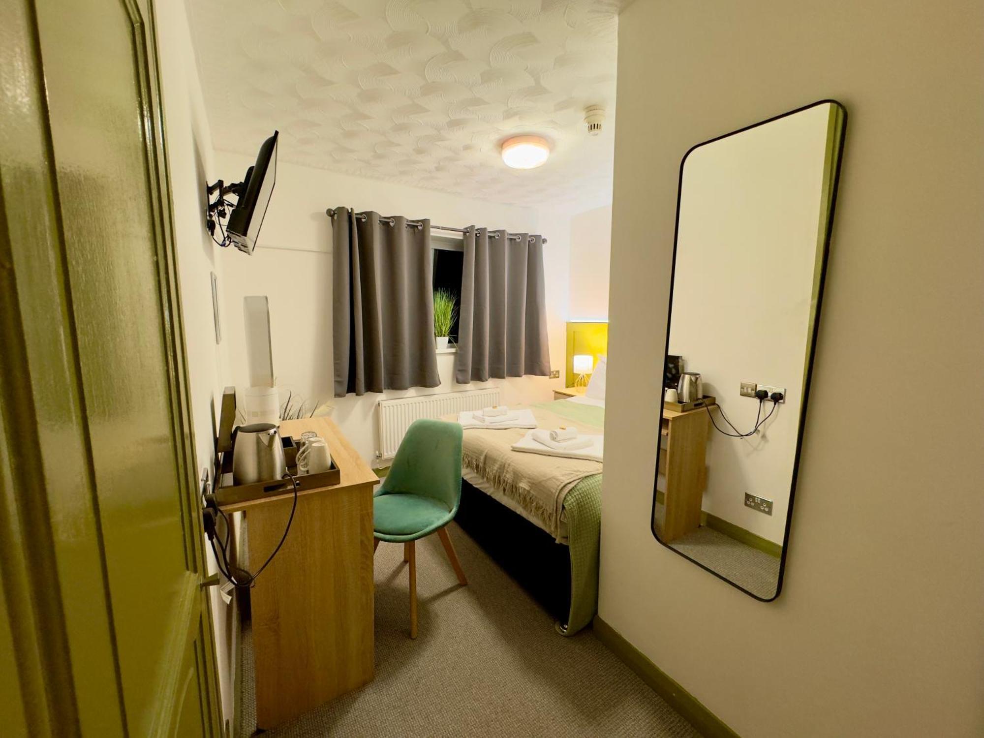 Coastal Park Accommodation Llanelli Exteriér fotografie