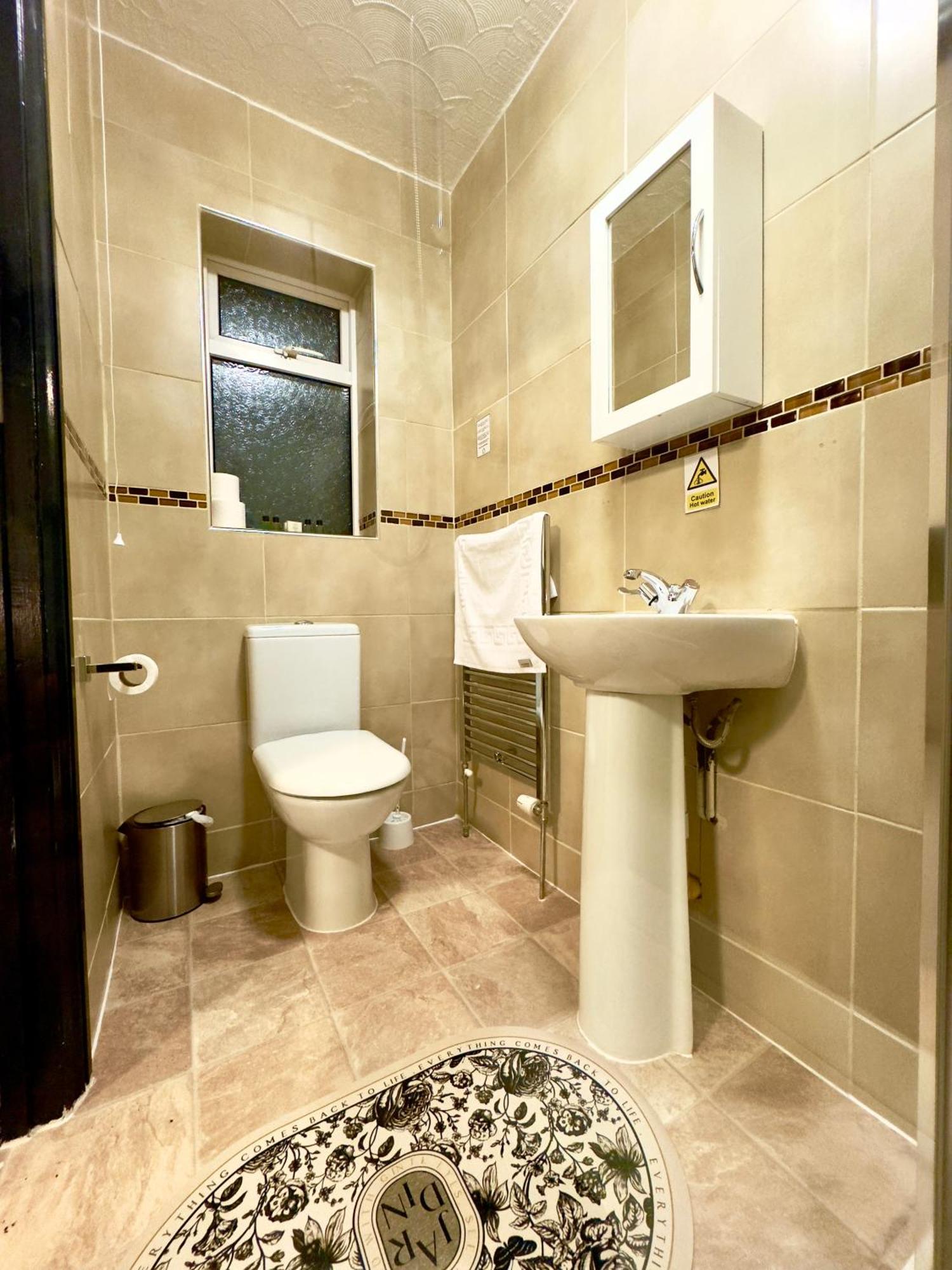 Coastal Park Accommodation Llanelli Exteriér fotografie